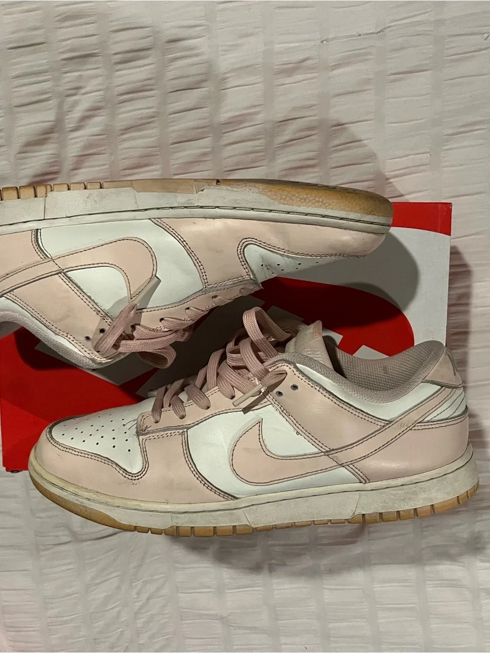 Nike Women’s Dunk Low Orange Pearl 11.5 W Sneakers in Light Pink and White